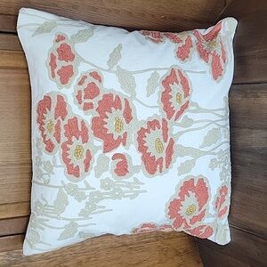 Pottery Barn NWOT Crewel Embroidered Floral Down Filled Pillow